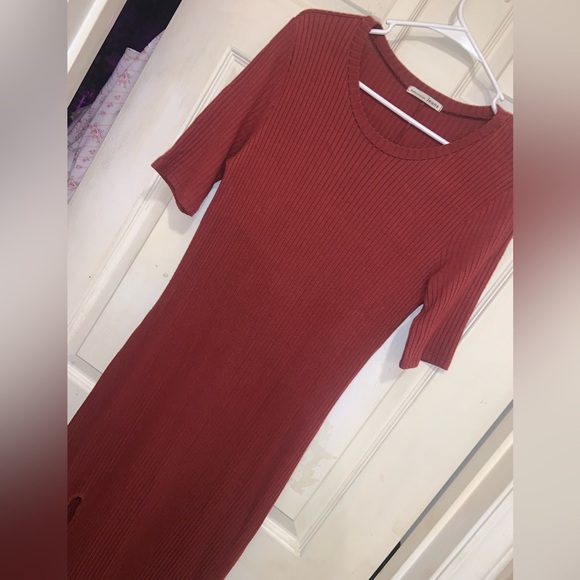 REFORMATION
Olympia Midi ribbed Dress In Rust revolve designer spring party boho - Picture 10 of 11